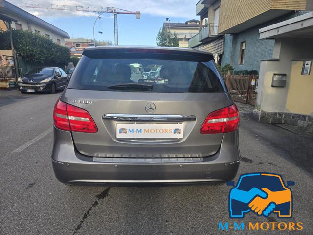 MERCEDES-BENZ B 180 usata, con Cerchi in lega