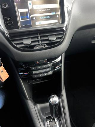 PEUGEOT 208 usata, con Cerchi in lega