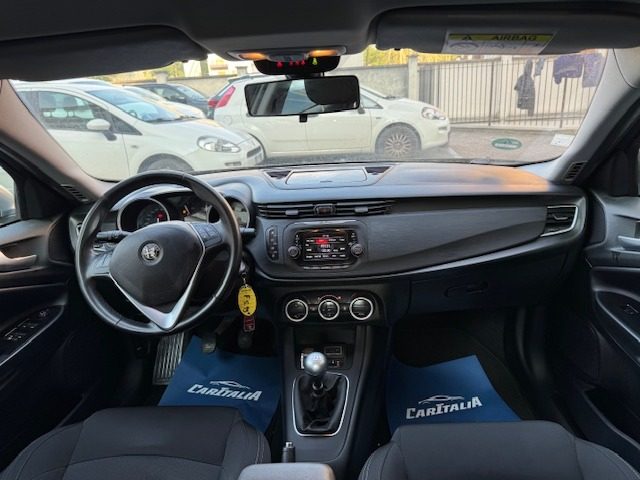 ALFA ROMEO Giulietta usata, con Autoradio