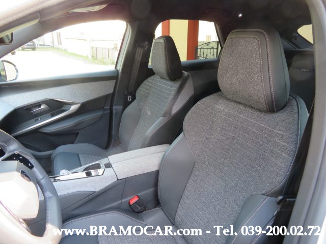 PEUGEOT 3008 usata, con USB