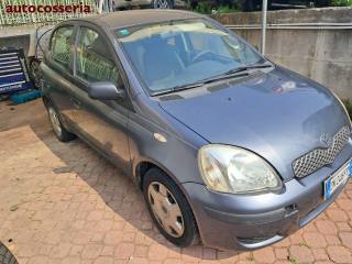 TOYOTA Yaris 1.0 5 porte