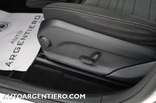 MERCEDES-BENZ GLC 200 usata, con Fari LED