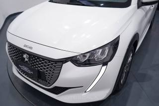 PEUGEOT 208 usata, con Fari LED