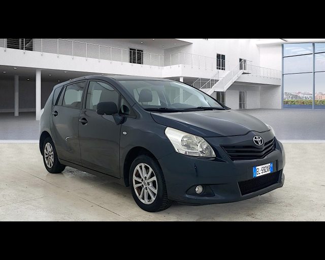 TOYOTA Verso usata, con Airbag laterali