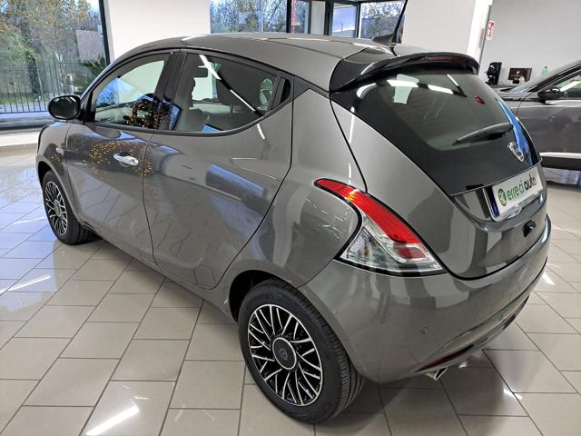 LANCIA Ypsilon usata, con Controllo trazione