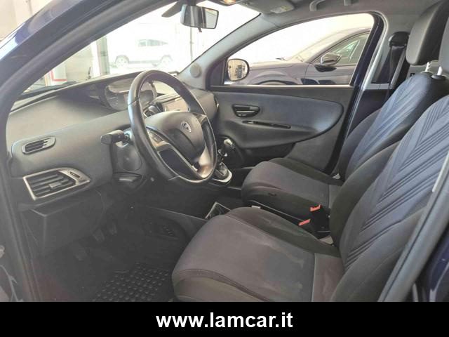 LANCIA Ypsilon usata, con Sedile posteriore sdoppiato