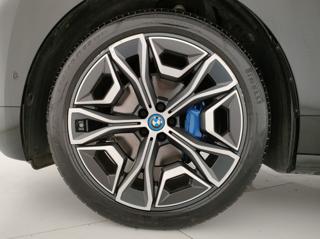 BMW iX usata, con Boardcomputer
