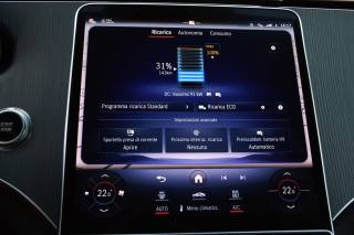 MERCEDES-BENZ EQE usata, con Isofix