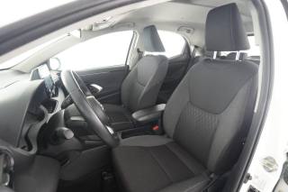 TOYOTA Yaris usata 8