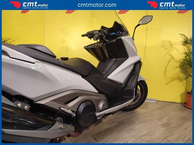 KYMCO AK 550 usata 7