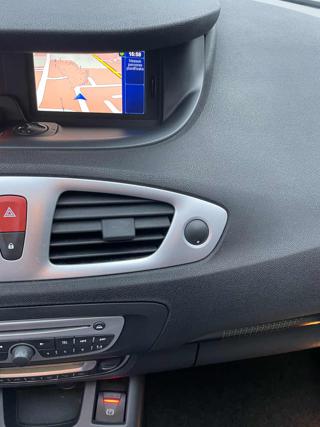 RENAULT Scenic usata, con Volante in pelle