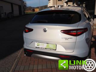 ALFA ROMEO Stelvio usata, con Autoradio