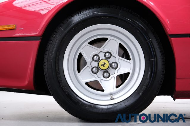 FERRARI 308 usata 9
