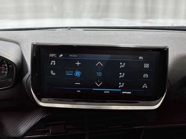 PEUGEOT 2008 usata, con Specchietti laterali elettrici