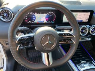 MERCEDES-BENZ GLA 200 usata, con Sistema di navigazione
