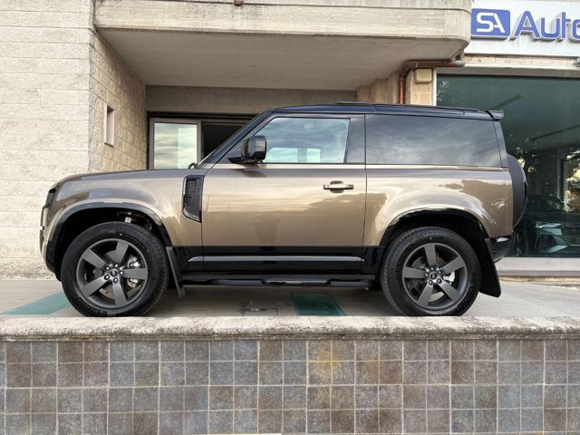 LAND ROVER Defender usata, con Boardcomputer