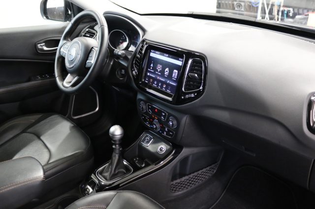 JEEP Compass usata, con Autoradio digitale