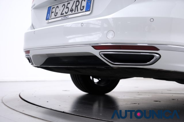 VOLKSWAGEN Passat Variant usata 55