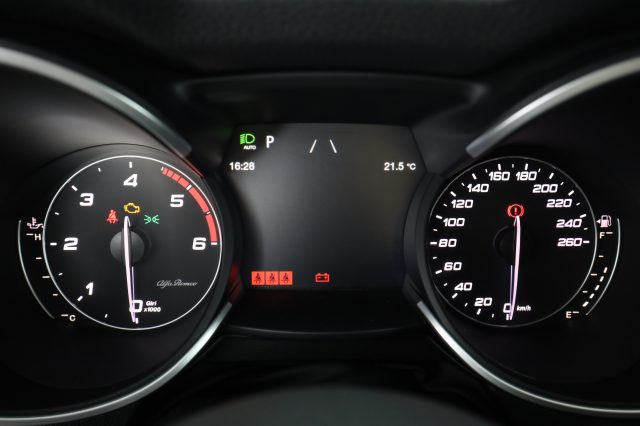 ALFA ROMEO Stelvio usata 6