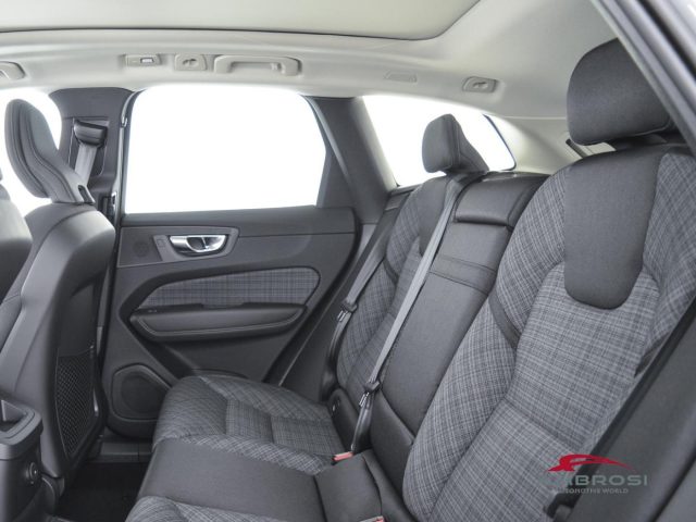 VOLVO XC60 usata 9
