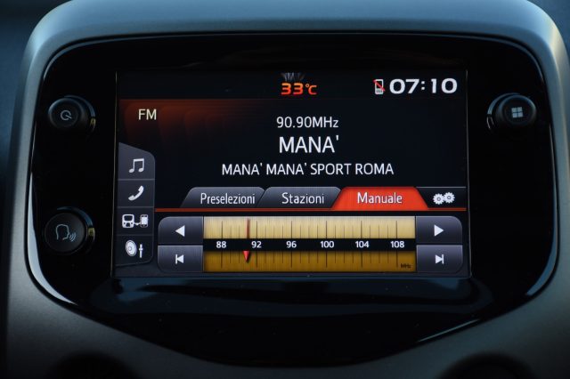 TOYOTA Aygo usata, con Controllo vocale