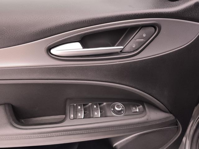 ALFA ROMEO Stelvio usata, con Trazione integrale