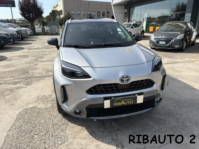 TOYOTA Yaris Cross usata, con Autoradio