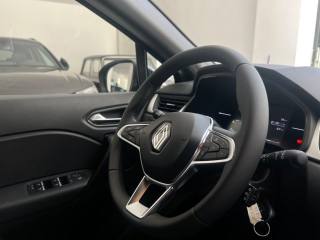 RENAULT Captur usata, con USB