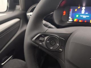 OPEL Corsa usata, con Servosterzo