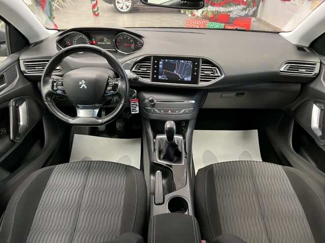 PEUGEOT 308 usata, con Controllo automatico clima