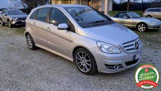 MERCEDES-BENZ B 180 usata, con Cerchi in lega