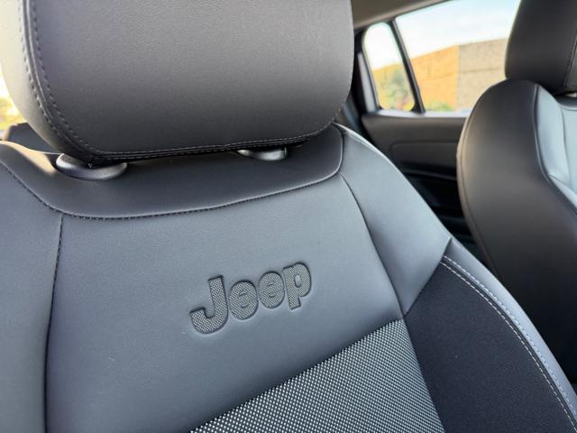 JEEP Avenger usata, con Volante in pelle