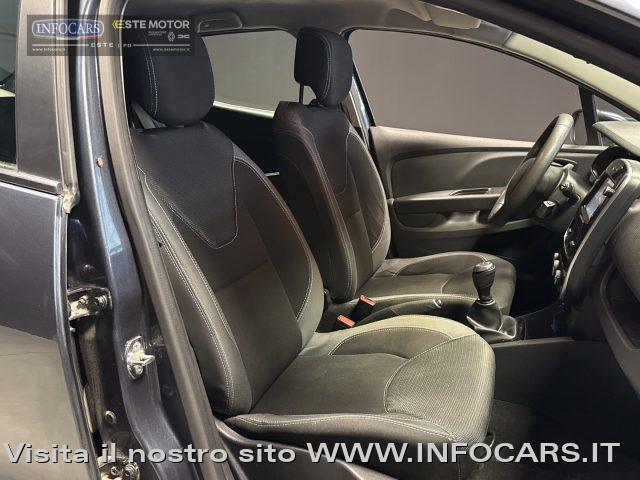 RENAULT Clio usata, con Autoradio
