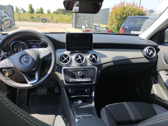 MERCEDES-BENZ GLA 180 usata, con Cruise Control