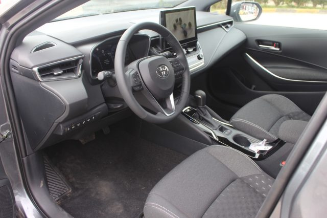TOYOTA Corolla usata, con Servosterzo