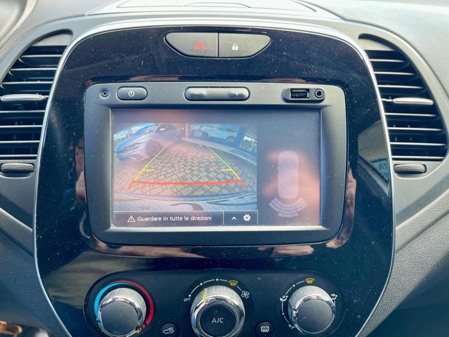 RENAULT Captur usata, con Touch screen