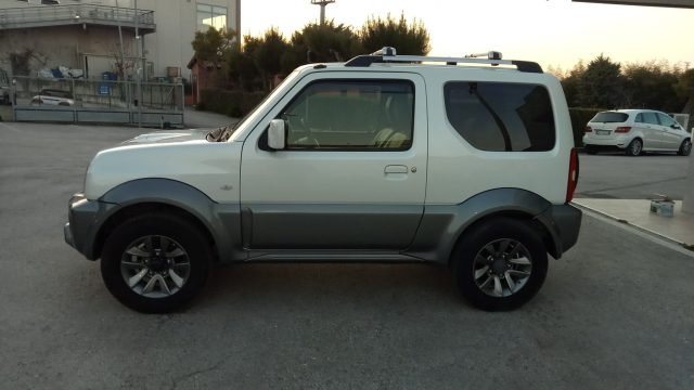 SUZUKI Jimny usata, con Controllo trazione