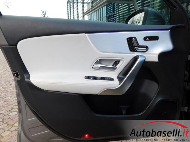 MERCEDES-BENZ A 200 usata, con Specchietti laterali elettrici