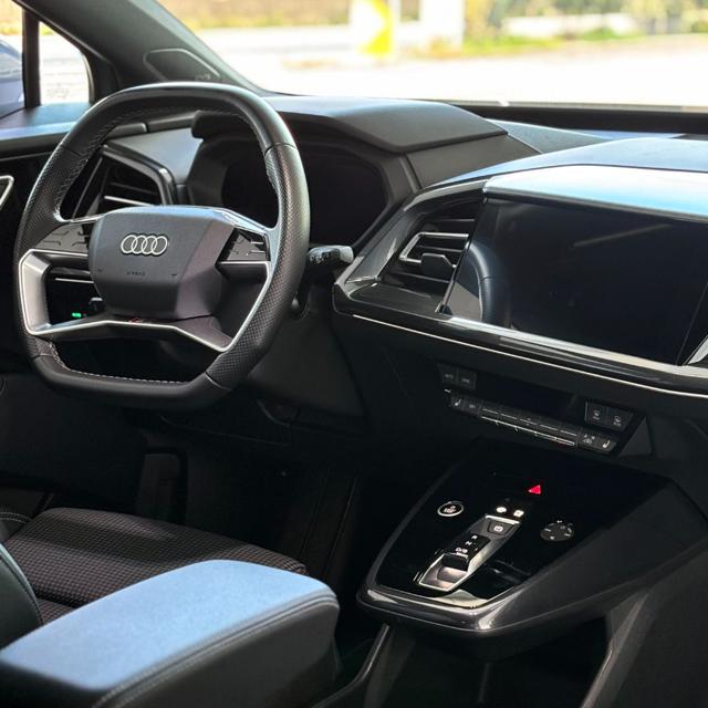 AUDI Q4 e-tron usata, con Controllo automatico clima