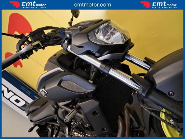 YAMAHA MT-07 usata 5
