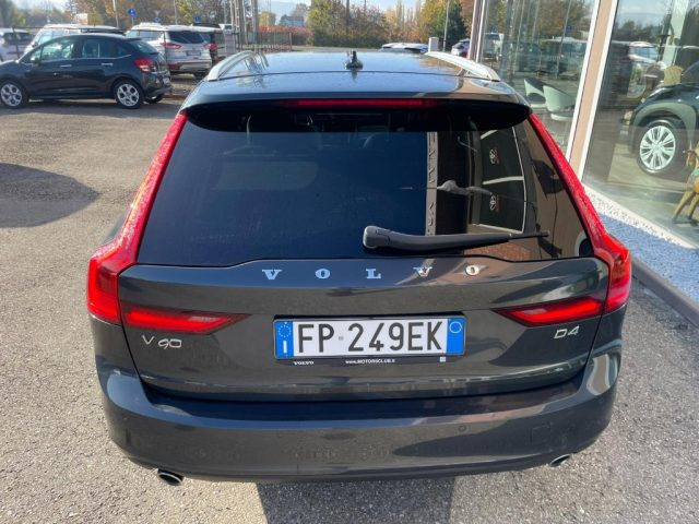 VOLVO V90 usata, con Autoradio