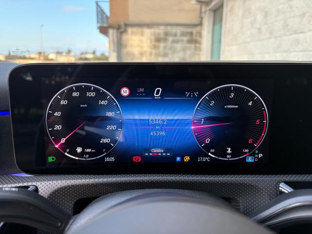 MERCEDES-BENZ A 180 usata, con Volante multifunzione