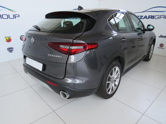 ALFA ROMEO Stelvio usata, con Boardcomputer