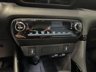 TOYOTA Yaris usata, con Cruise Control