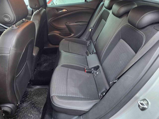 OPEL Astra usata, con Fendinebbia