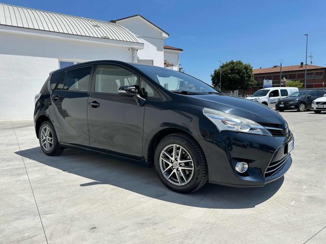 TOYOTA Verso usata, con Alzacristalli elettrici