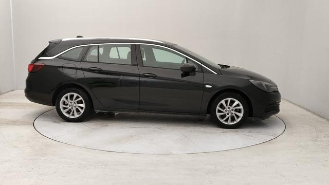 OPEL Astra usata, con Autoradio