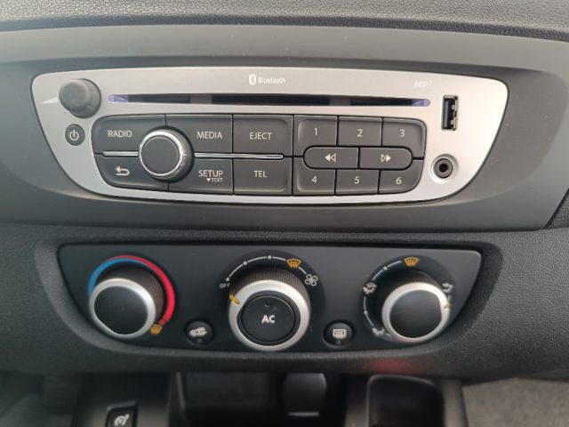 RENAULT Scenic usata, con Sistema di navigazione