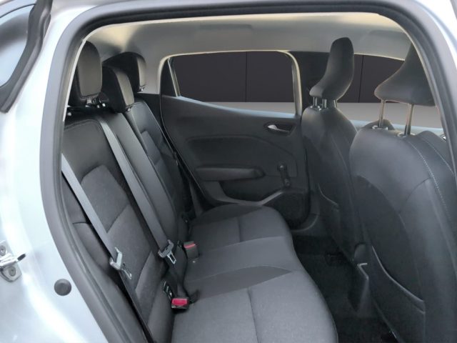 RENAULT Clio usata, con Fari LED