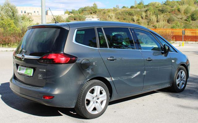 OPEL Zafira Tourer usata, con Alzacristalli elettrici